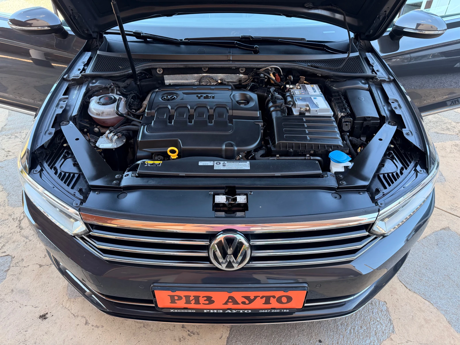 VW Passat 2.0TDI* NAVI* KAMERA* DIGITAL* LIZING, снимка 17 - Автомобили и джипове - 54563224