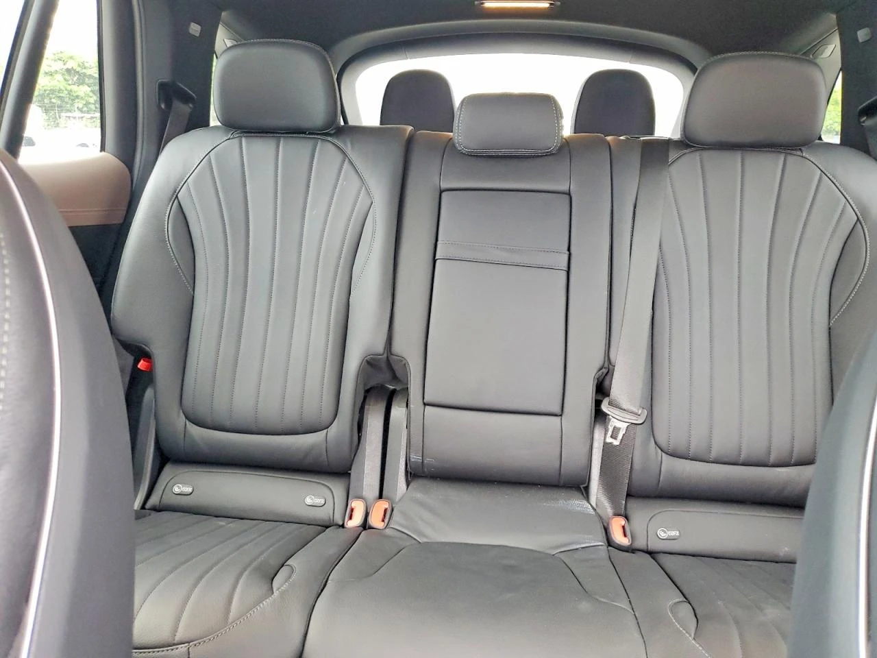 Mercedes-Benz EQS Suv 450+ , снимка 10 - Автомобили и джипове - 54654537