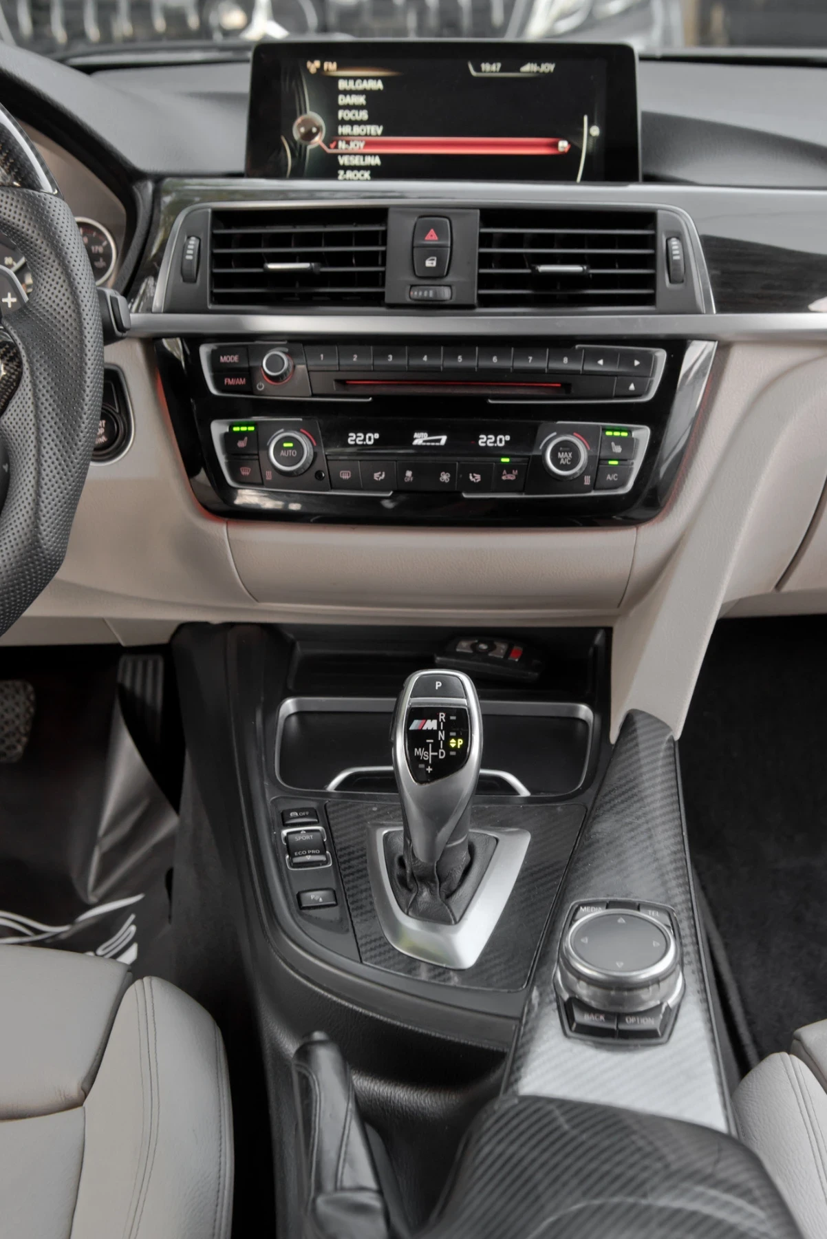 BMW 340 I/B58/STAGE-2/MHD/HUD/H&K, снимка 13 - Автомобили и джипове - 54701857