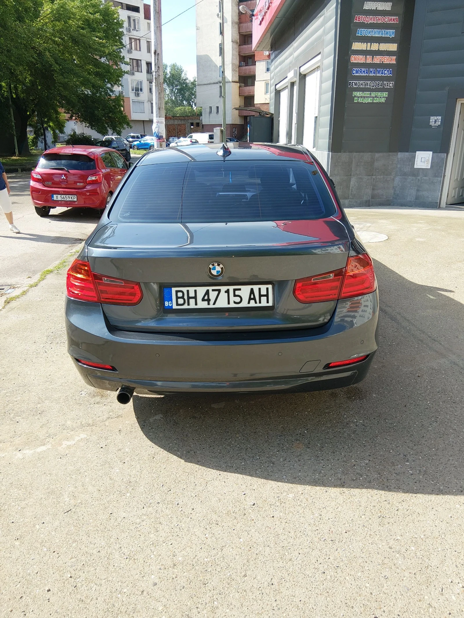 BMW 318 F30  Diesel, снимка 9 - Автомобили и джипове - 54774677