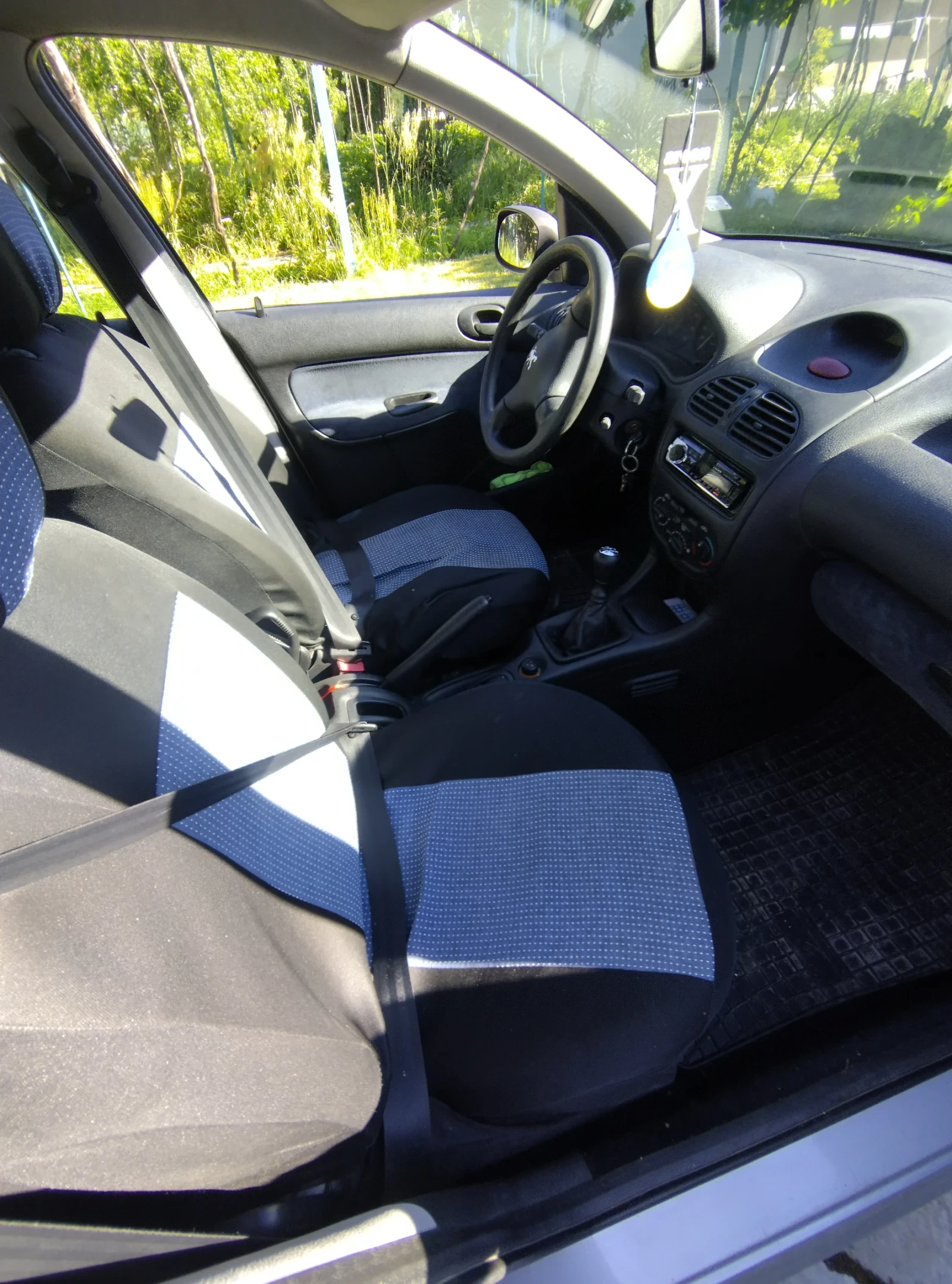 Peugeot 206, снимка 2 - Автомобили и джипове - 54903886