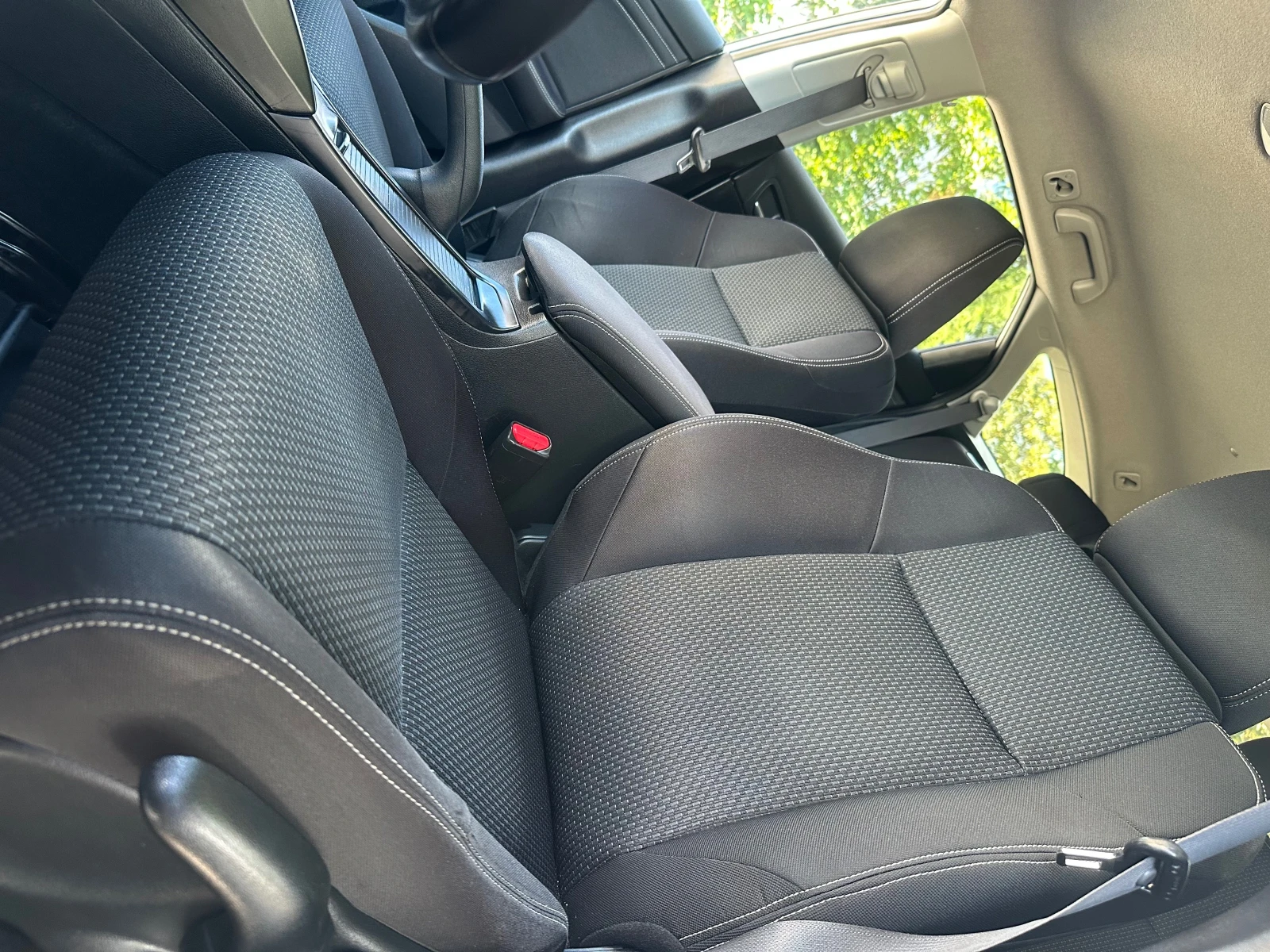 Honda Civic 1.6 D * FACELIFT* , снимка 11 - Автомобили и джипове - 54932621