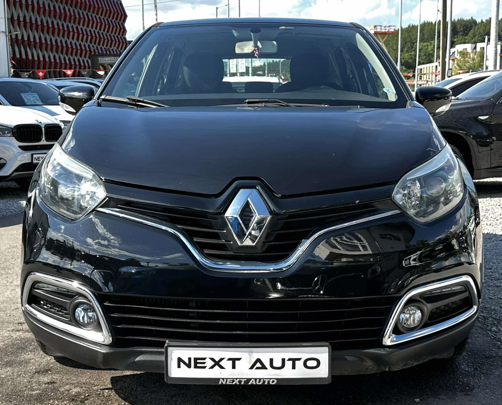 Renault Captur 1.5D 90HP AUTOMAT EURO6B, снимка 2 - Автомобили и джипове - 54961193