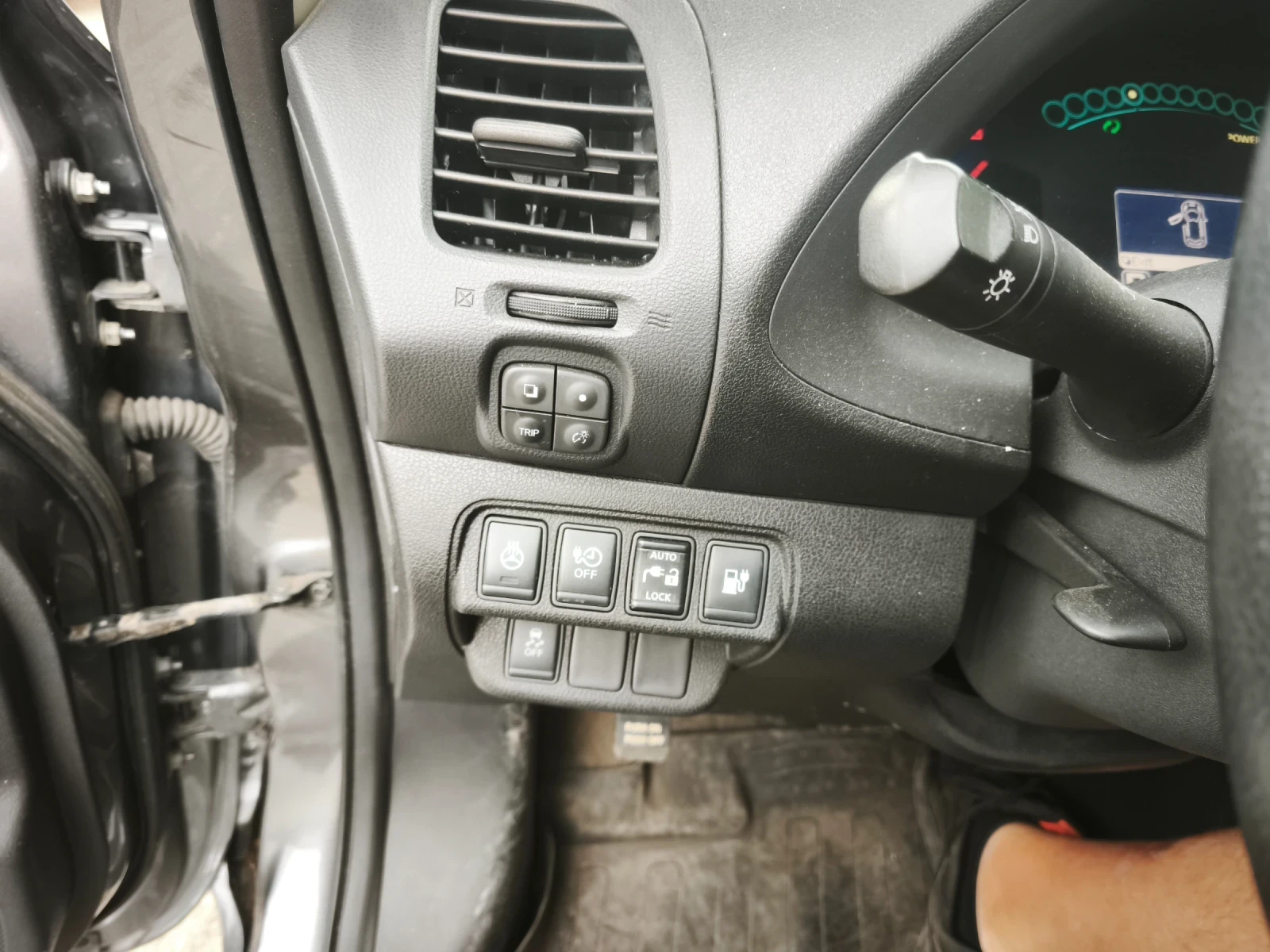Nissan Leaf  45 kw.нова батерия, снимка 8 - Автомобили и джипове - 55404872