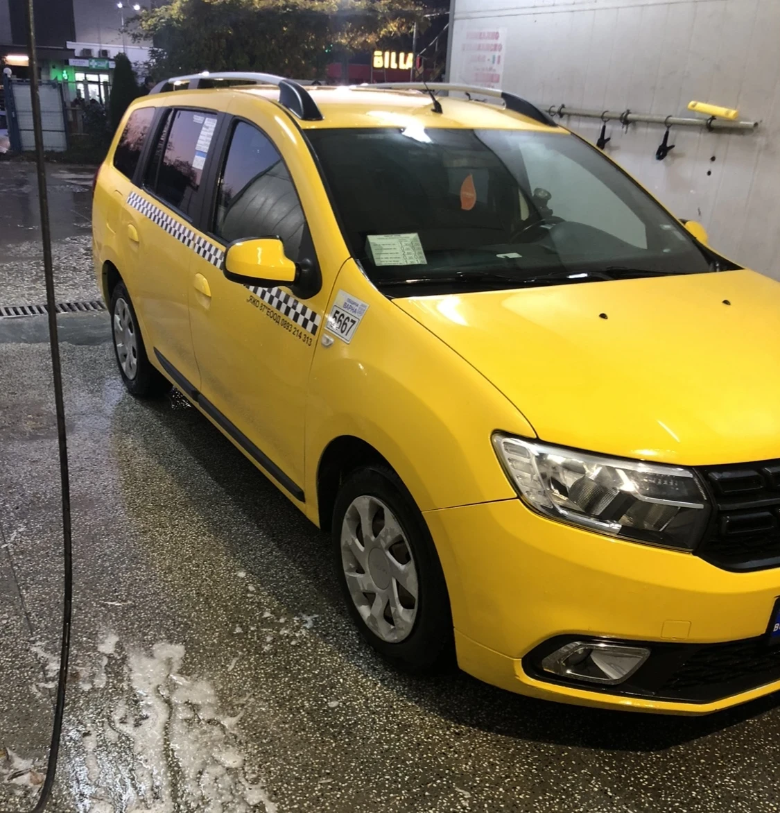 Dacia Logan 1.5D-avtomatik, снимка 4 - Автомобили и джипове - 55485526