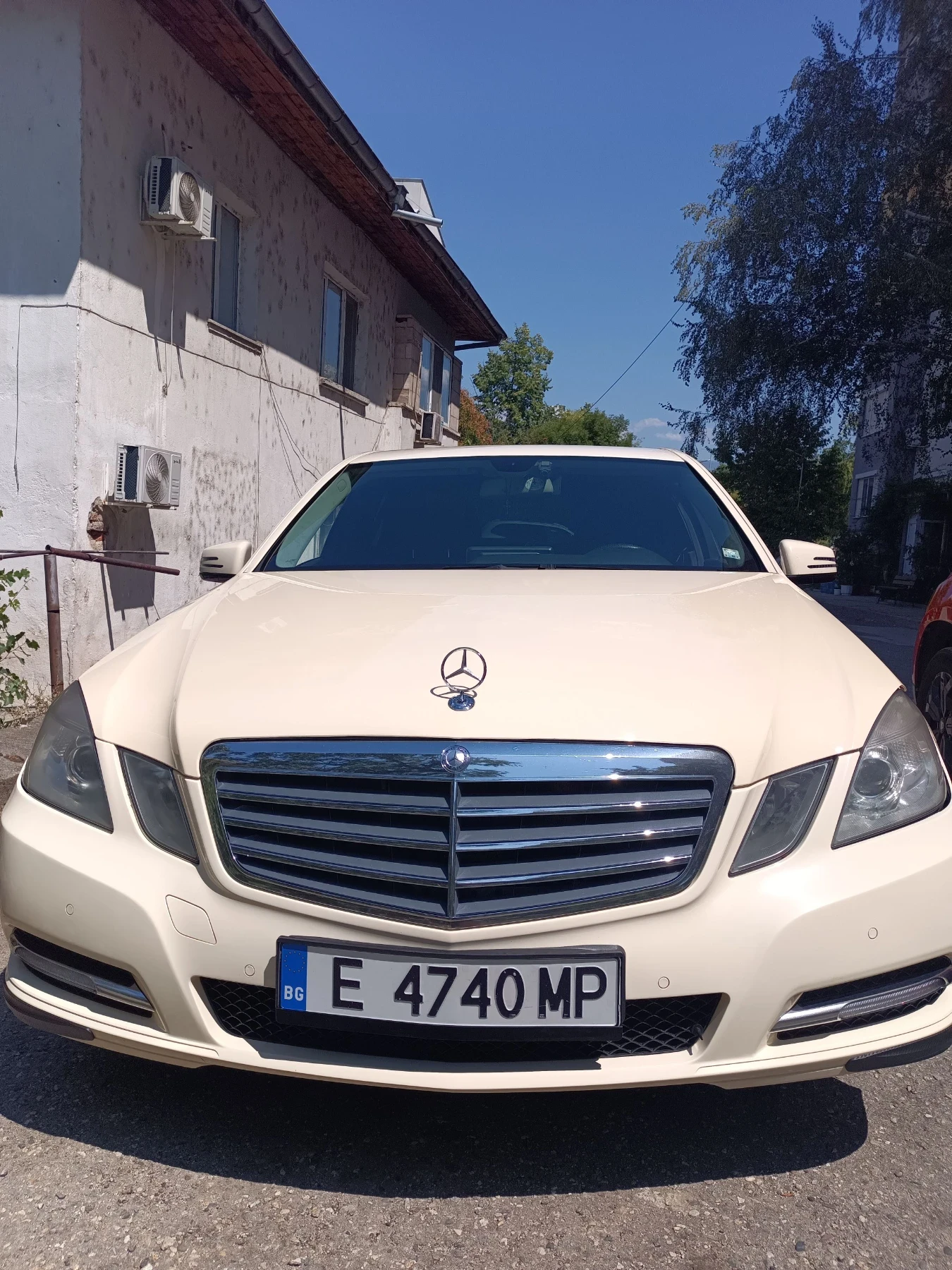 Mercedes-Benz E 200 NGT
