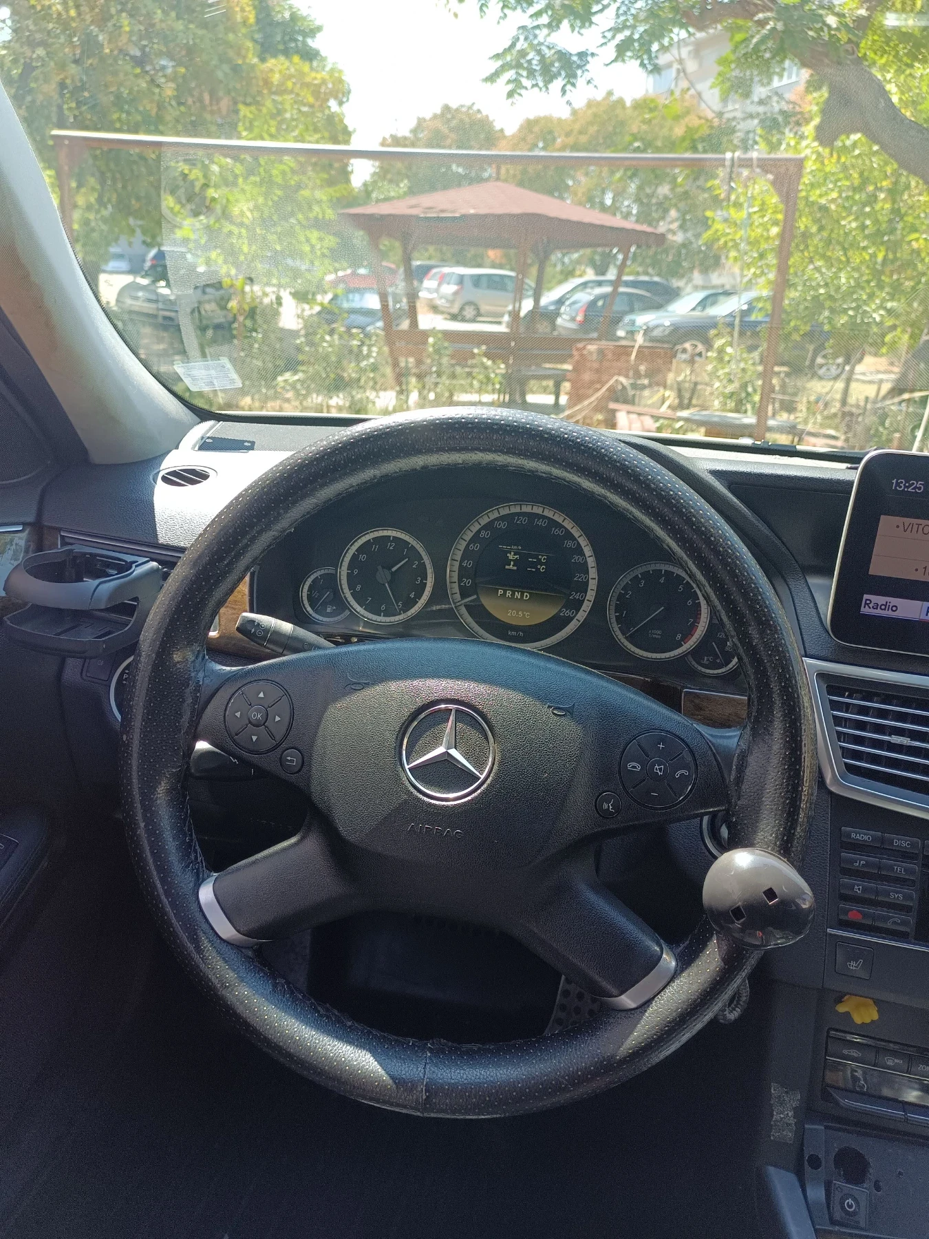 Mercedes-Benz E 200 NGT, снимка 10 - Автомобили и джипове - 55690495