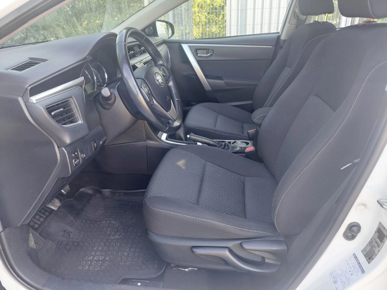 Toyota Corolla, снимка 9 - Автомобили и джипове - 55944298