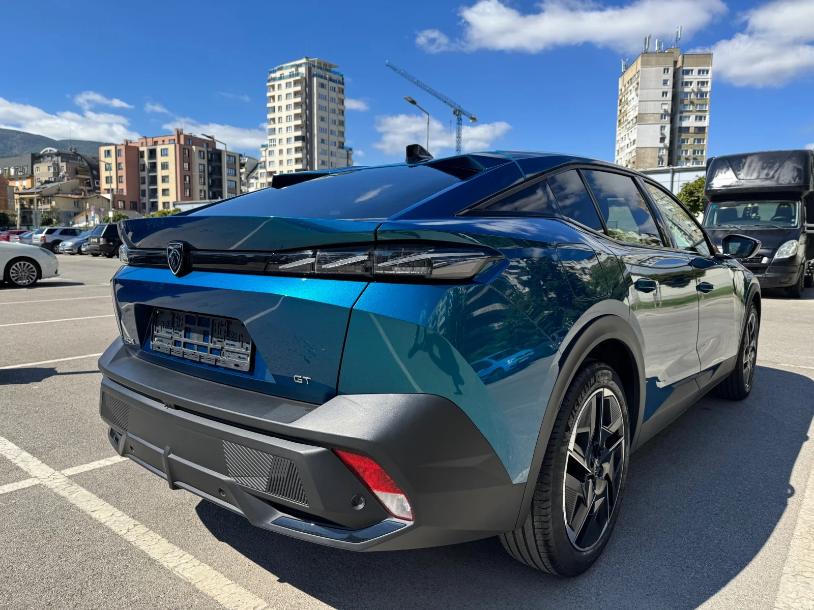 Peugeot 408 GT 1.2 - EAT8 - ГАРАНЦИЯ - MASSAGE - Distronic, снимка 5 - Автомобили и джипове - 56082725