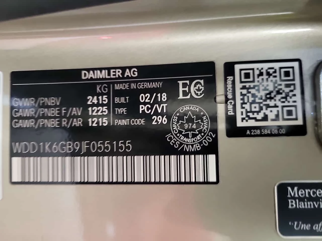 Mercedes-Benz E 400 * CARFAX * , снимка 16 - Автомобили и джипове - 56656552