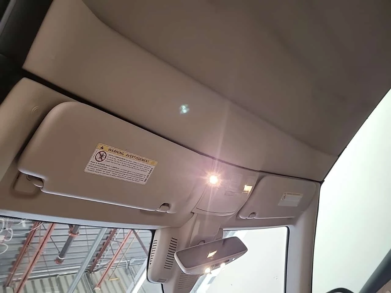 Mercedes-Benz E 400 * CARFAX * , снимка 14 - Автомобили и джипове - 56656552