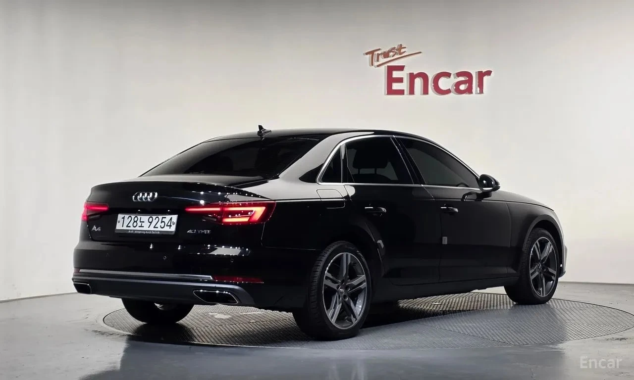 Audi A4 * 40 TFSI Premium * , снимка 2 - Автомобили и джипове - 56734775