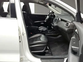 Kia Sorento 2.2 CRDI 4WD - САМО 30% АВАНС, снимка 11