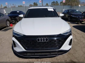 Audi Q8 E-Tron Premium Plus Quattro, снимка 12
