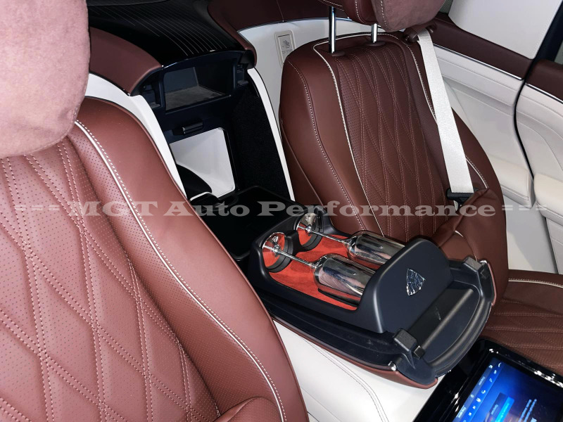 Mercedes-Benz GLS 600 Maybach 4Matic Manufaktur = MGT Conf= E-ActiveBody, снимка 15 - Автомобили и джипове - 41843621
