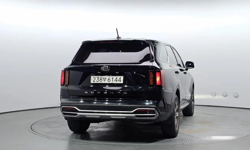 Kia Sorento, снимка 4 - Автомобили и джипове - 51957496