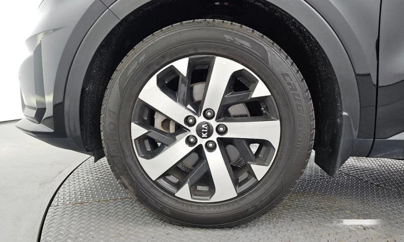 Kia Sorento, снимка 5 - Автомобили и джипове - 51957496