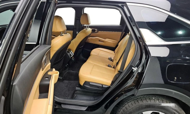 Kia Sorento, снимка 11 - Автомобили и джипове - 51957496