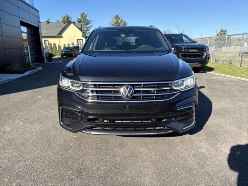VW Tiguan Highline R-line* Fender* Пано* Обдух* Подгрев* Кам, снимка 4 - Автомобили и джипове - 52321512