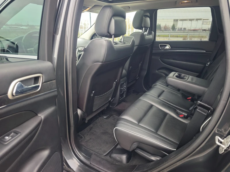 Jeep Grand cherokee 3.0CRD Overlend , снимка 9 - Автомобили и джипове - 53055218