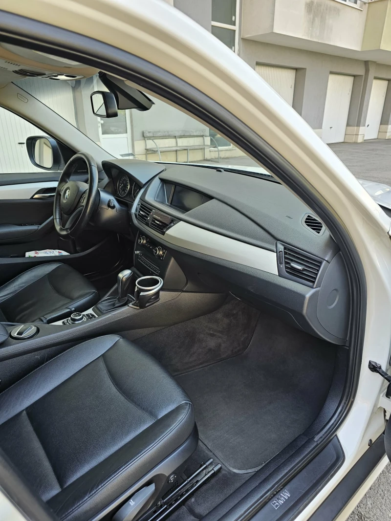 BMW X1 Xdrive Sport Line, снимка 12 - Автомобили и джипове - 53473525