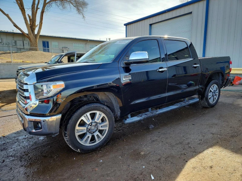 Toyota Tundra * CREWMAX* 