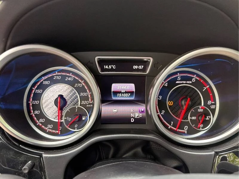 Mercedes-Benz GLS 63 AMG * ДИСТРОНИК * 7 МЕСТЕН * ОБДУХВАНЕ * 360 * PANO, снимка 8 - Автомобили и джипове - 54906604
