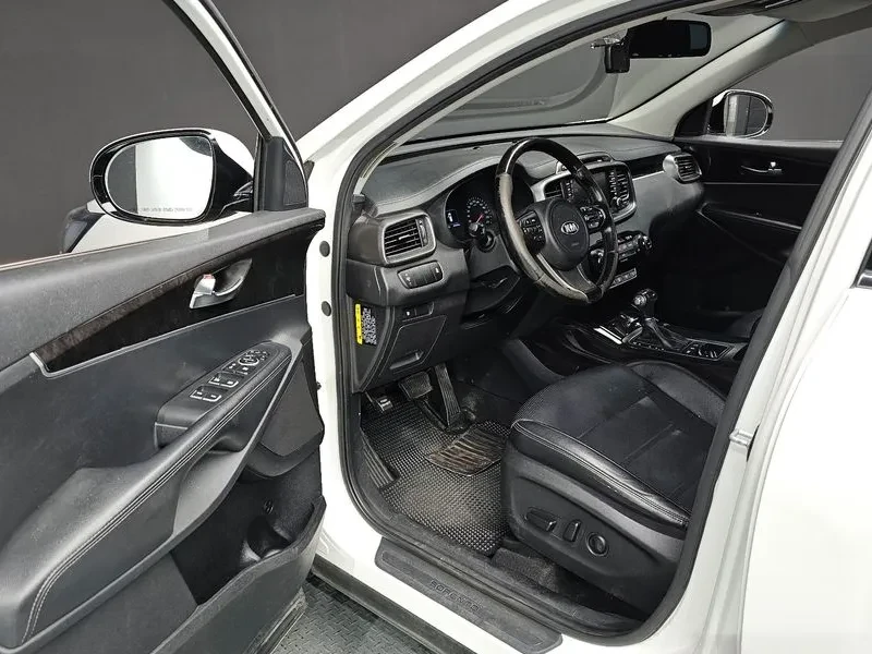 Kia Sorento 2.2 CRDI 4WD - ���� 30% ����� | Mobile.bg � ����������� 10