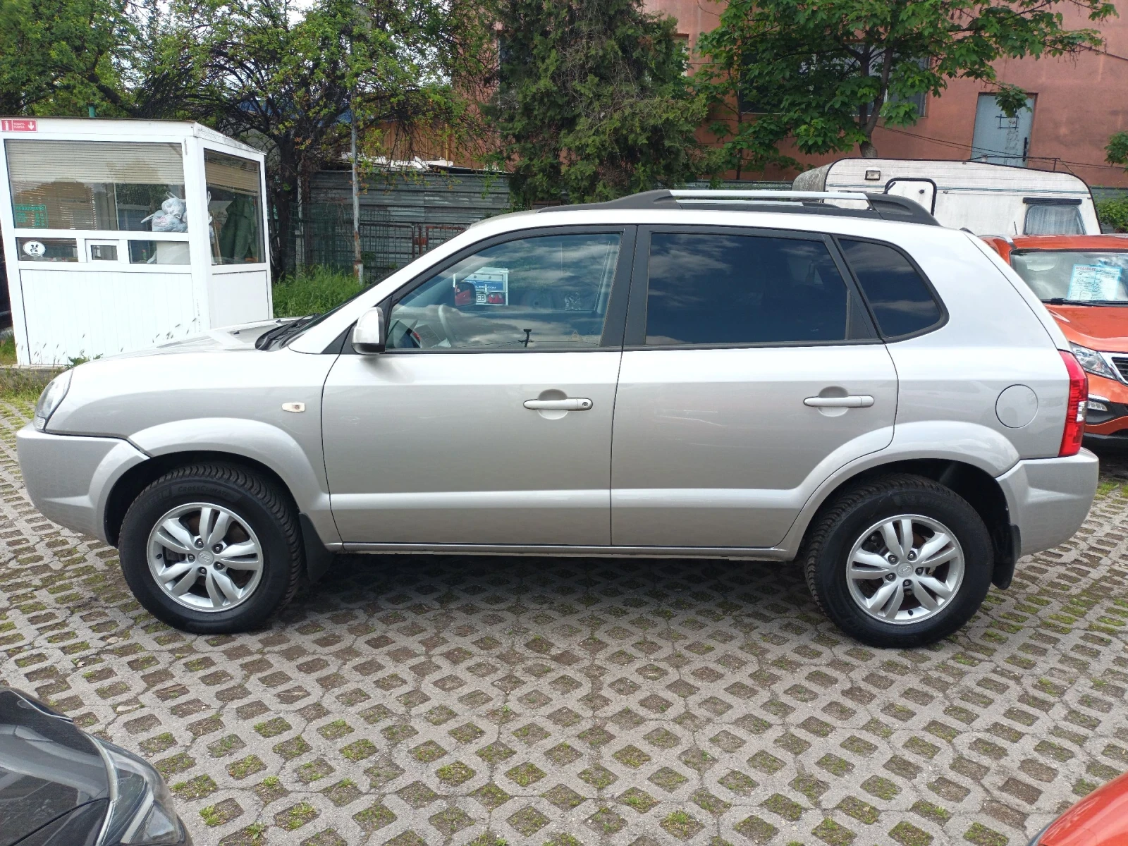 Hyundai Tucson 2.0iбензин-газ BRC, 141к.с. - изображение 3