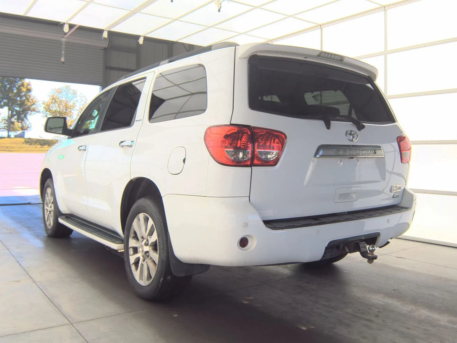 Toyota Sequoia LIMITED* 5.7* V8* ПОДГРЕВ* КАМЕРА* КЕЙЛЕС - изображение 4