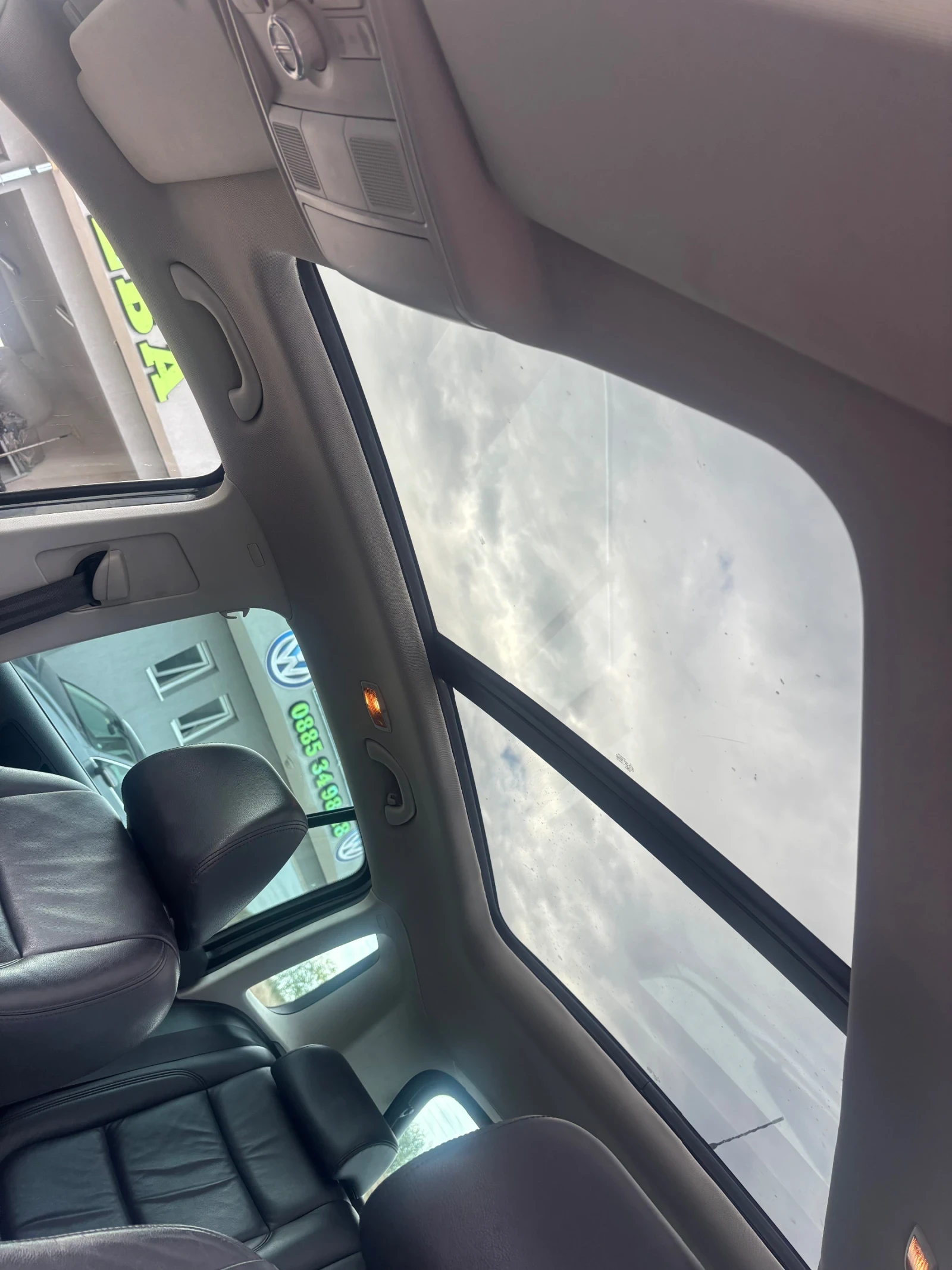 VW Tiguan 2, 0 Auto 4x4 - изображение 8