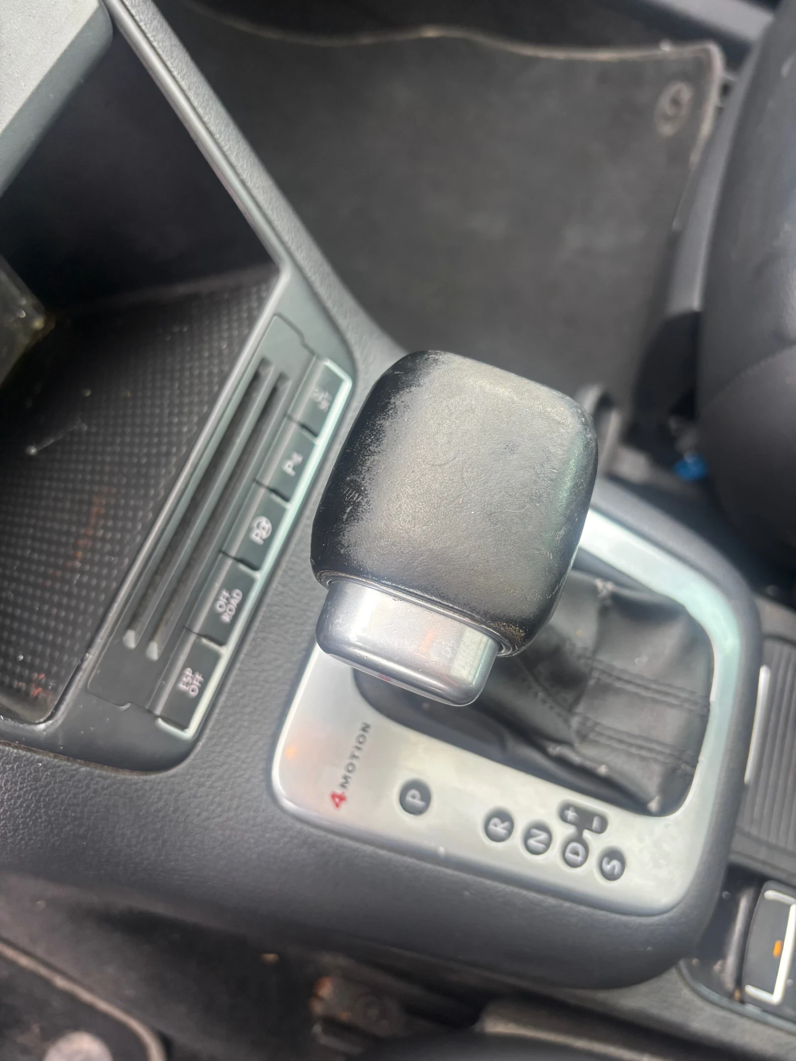 VW Tiguan 2, 0 Auto 4x4 - изображение 7