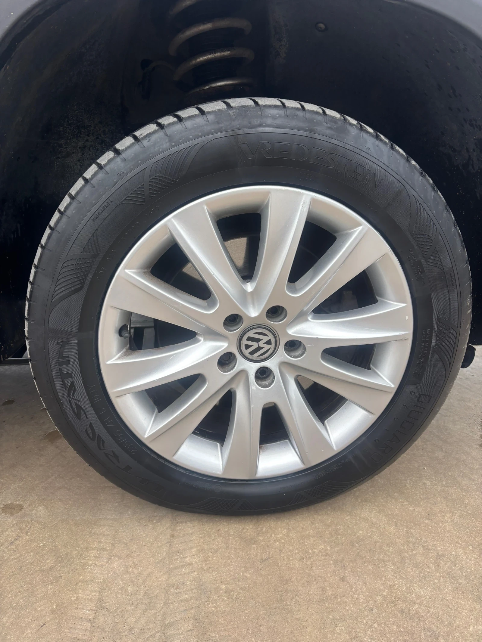 VW Tiguan 2, 0 Auto 4x4 | Mobile.bg — изображение 12