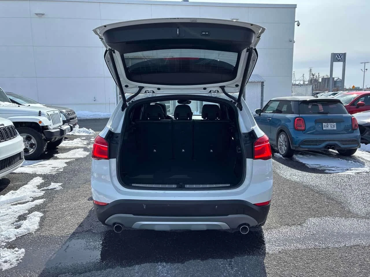 BMW X1 * xDrive28i * CARFAX *  Подгрев * , снимка 14 - Автомобили и джипове - 54001898