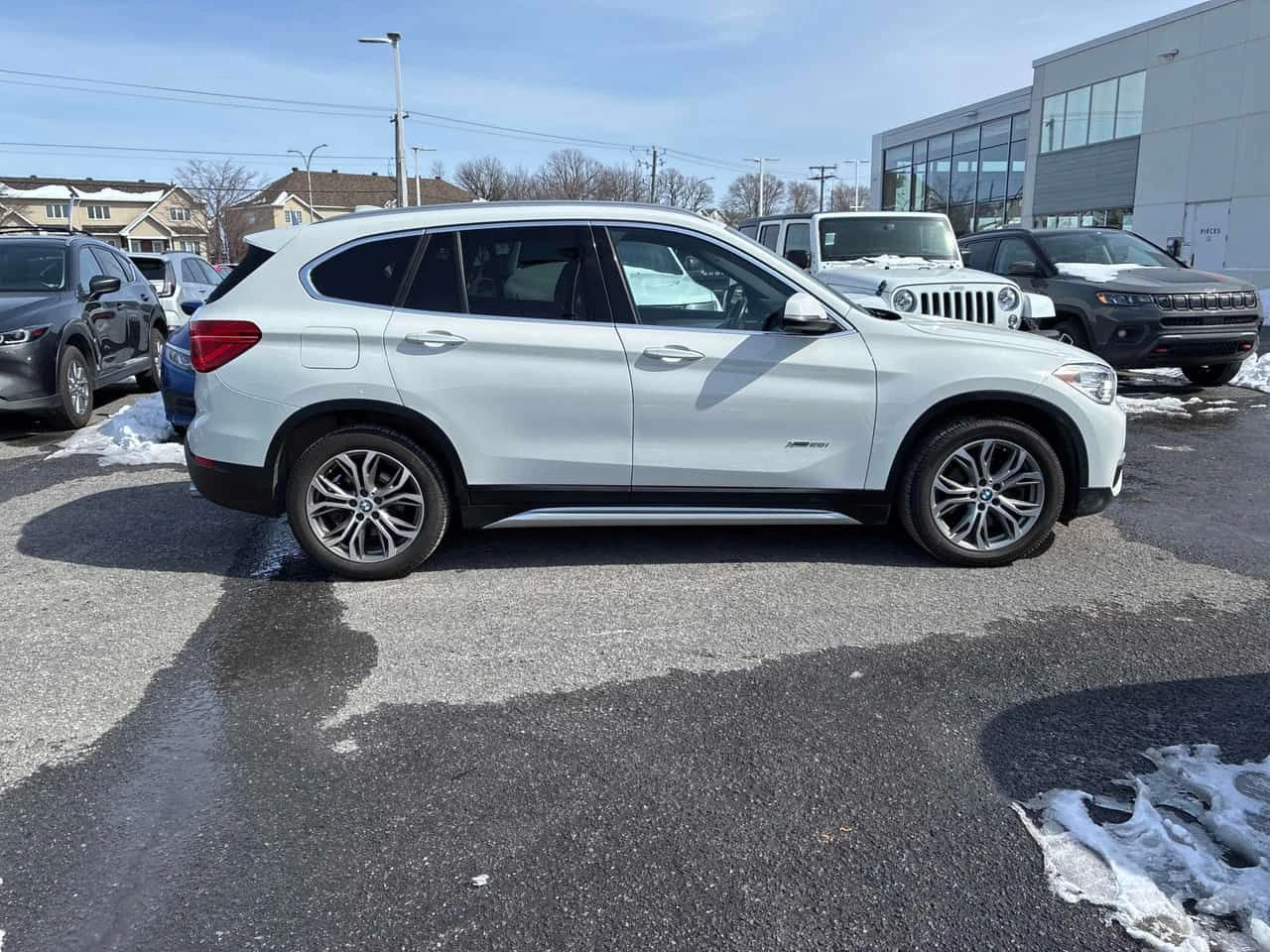 BMW X1 * xDrive28i * CARFAX *  Подгрев * , снимка 3 - Автомобили и джипове - 54001898