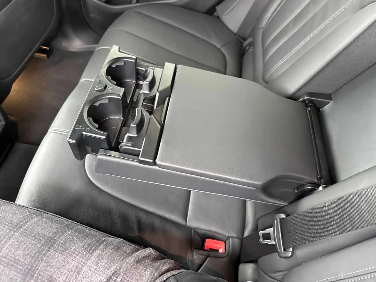 BMW X5 * xDrive40i * 360 * ПРЕДСТАВИТЕЛСТВО * ПОДГРЕВ * P, снимка 17 - Автомобили и джипове - 54084615