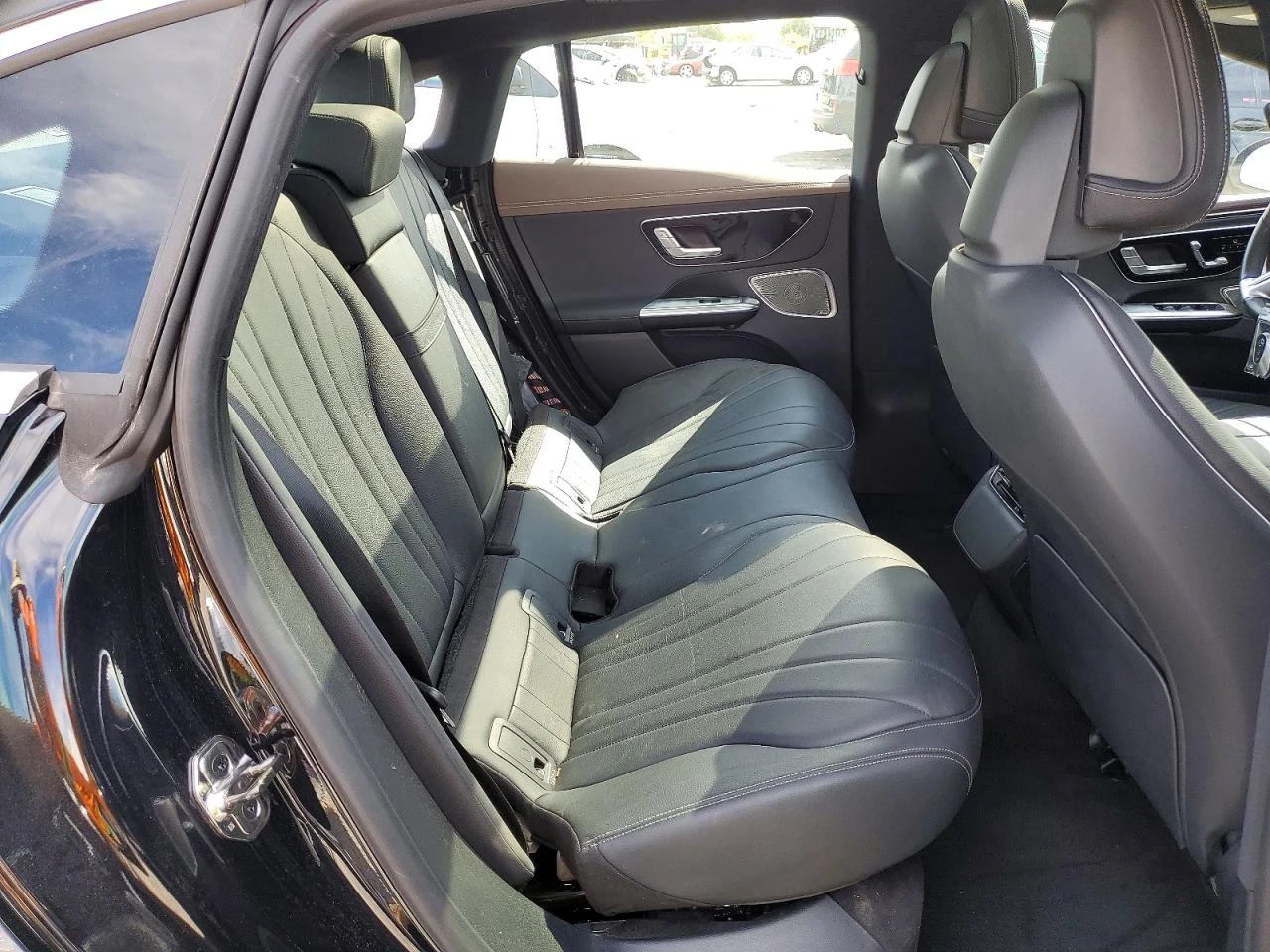 Mercedes-Benz EQE Sedan 500 4Matic, снимка 7 - Автомобили и джипове - 54143904