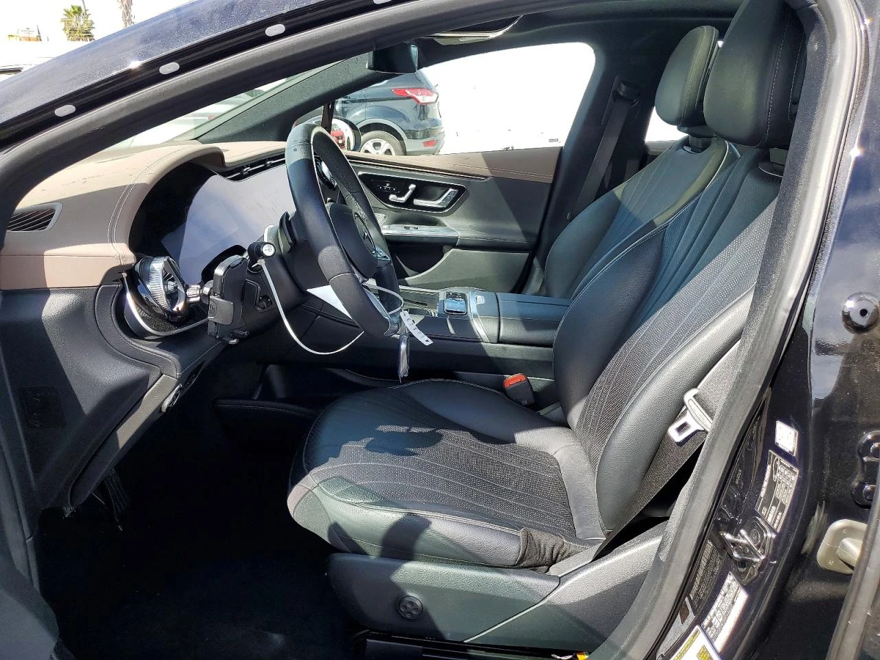 Mercedes-Benz EQE Sedan 500 4Matic, снимка 4 - Автомобили и джипове - 54143904