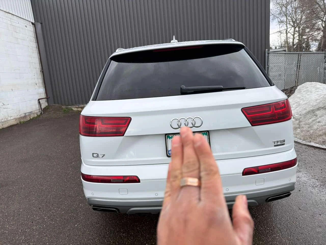 Audi Q7 3.0T Technik/CARFAX/Подгрев/Пано/Дистроник/360 Кам, снимка 5 - Автомобили и джипове - 54215697