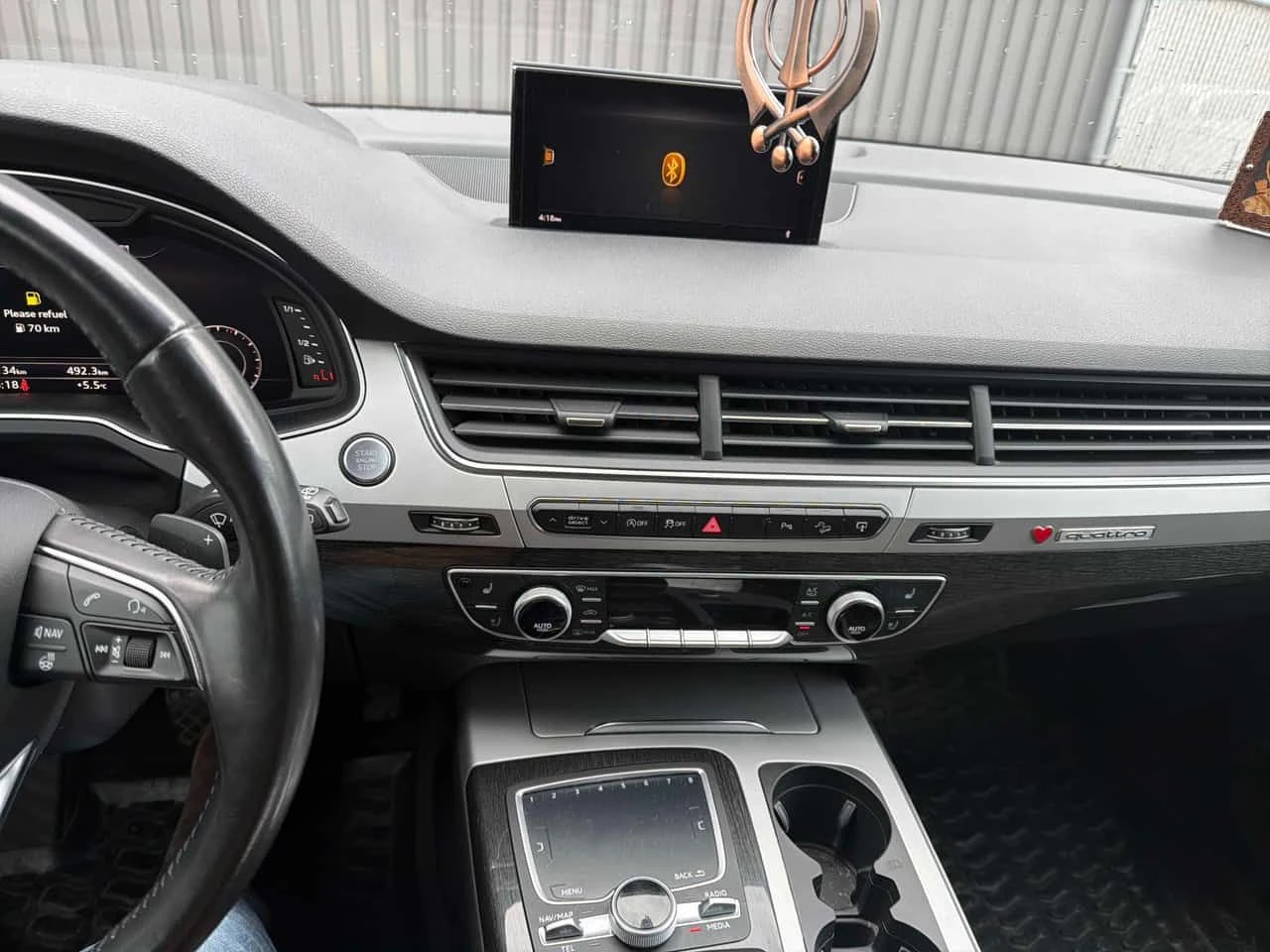 Audi Q7 3.0T Technik/CARFAX/Подгрев/Пано/Дистроник/360 Кам, снимка 8 - Автомобили и джипове - 54215697