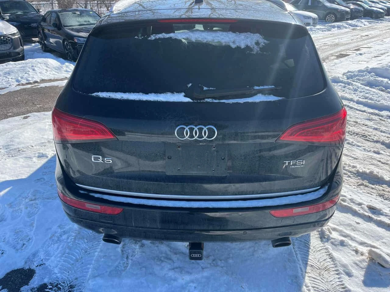 Audi Q5 2.0T Technik/CARFAX/Подгрев/Панорама/Клип, снимка 4 - Автомобили и джипове - 54360979