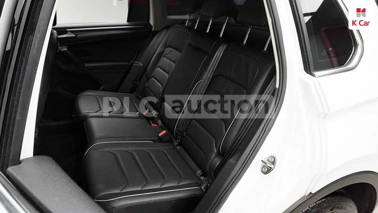 VW Tiguan 2.0TDI | DISTRONIC| DIGITAL| ВКЛ.ТЕХНОТЕСТ, снимка 7 - Автомобили и джипове - 54508857