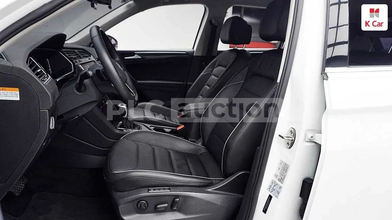 VW Tiguan 2.0TDI | DISTRONIC| DIGITAL| ВКЛ.ТЕХНОТЕСТ, снимка 6 - Автомобили и джипове - 54508857