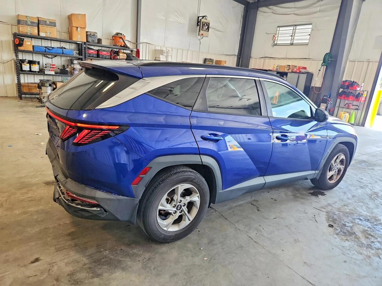Hyundai Tucson 2.5l Sel, снимка 3 - Автомобили и джипове - 55995946