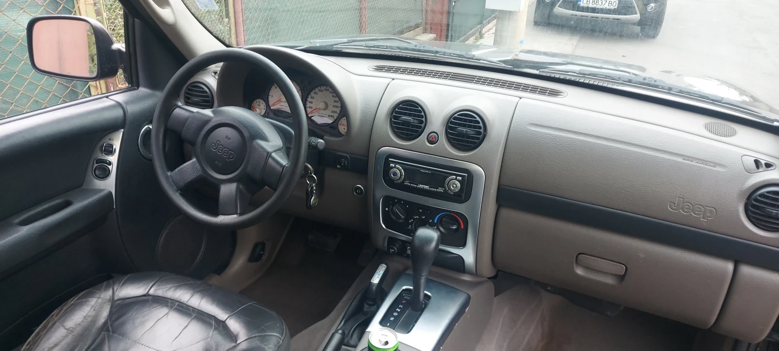 Jeep Cherokee, снимка 8 - Автомобили и джипове - 56432758