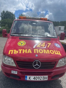 Mercedes-Benz Sprinter 416 2.7 cdi климатик , падащ борд, снимка 2