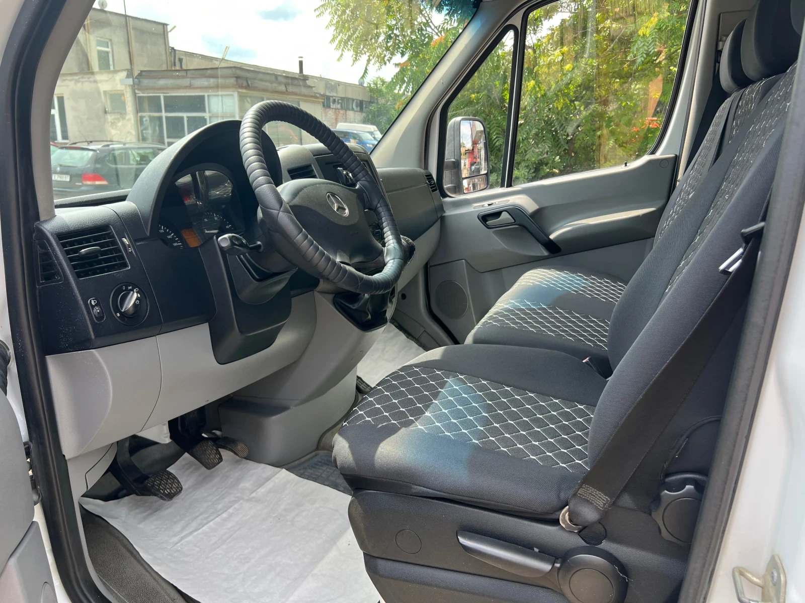 Mercedes-Benz Sprinter 515 515 CDI .3.5T, снимка 9 - Бусове и автобуси - 55405459