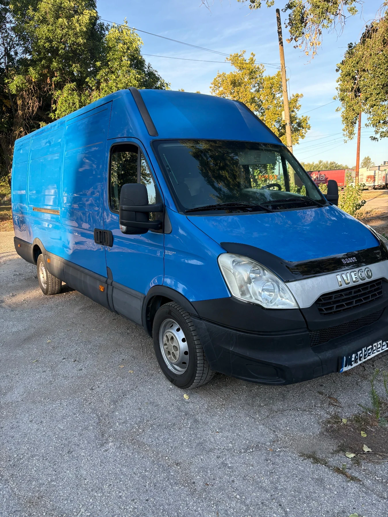 Iveco 35c17 Фургон  4, 4дължина 1, 86висок на 1, 80широк, снимка 8 - Бусове и автобуси - 55950081