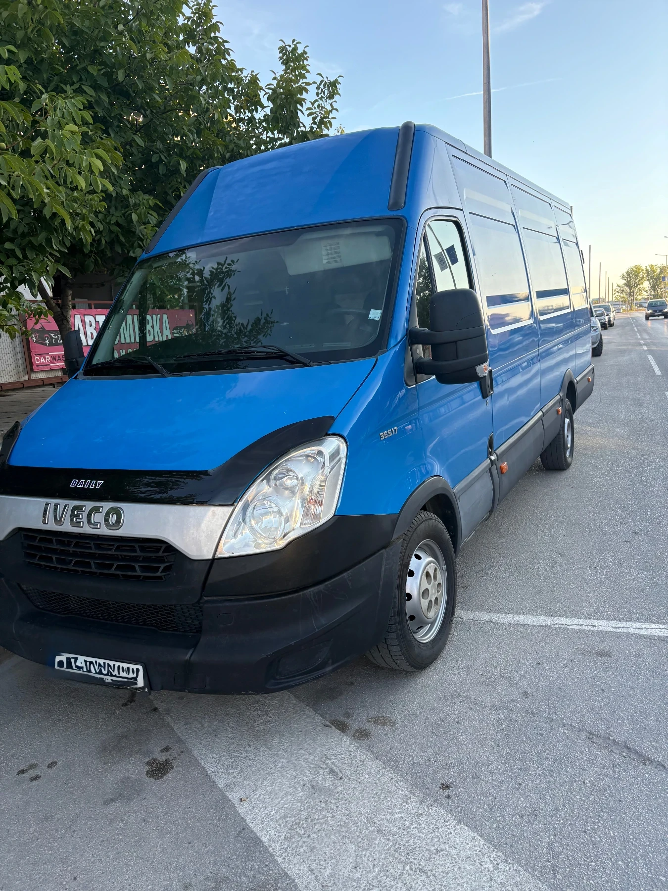 Iveco 35c17 Фургон  4, 4дължина 1, 86висок на 1, 80широк, снимка 3 - Бусове и автобуси - 55950081