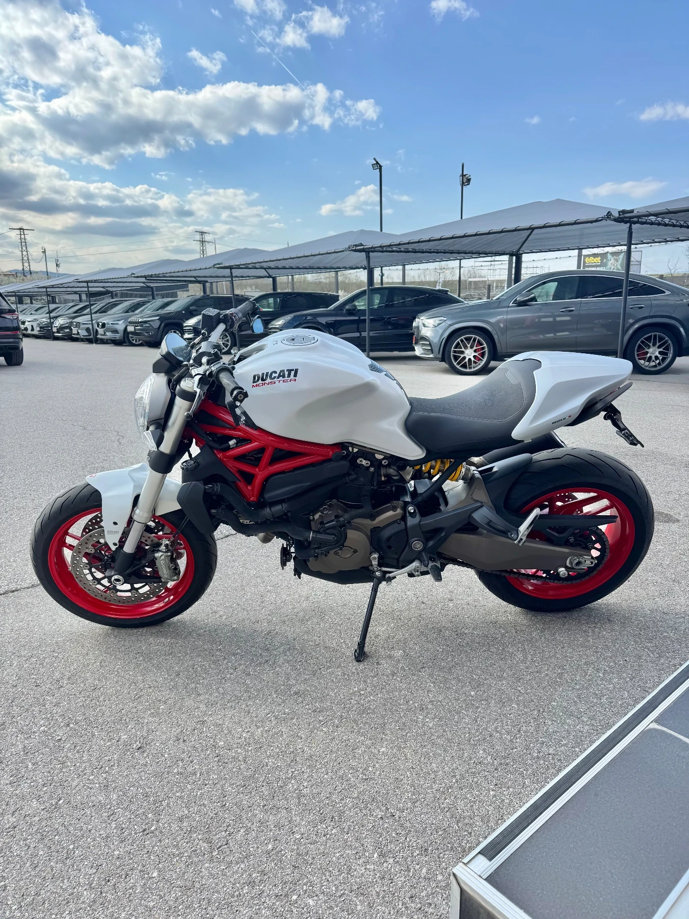 Ducati Monster 821-26000км, снимка 5 - Мотоциклети и мототехника - 54127236
